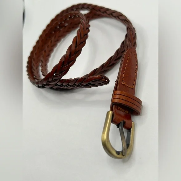Braided Leather Belt with Brass Buckle - Picture 5 of 9